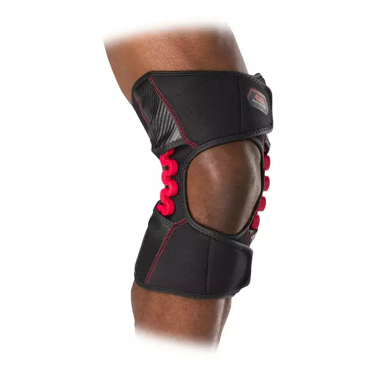 McDavid 30590 NRG Knee Wrap w/ Spring Hinge Easy-On Knästöd - Knästöd med sidoskenor - 30590P - 1
